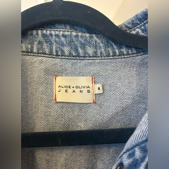 ALICE + OLIVIA Miranda belted tiered denim mini dress 
Size: 8 - Picture 2 of 14